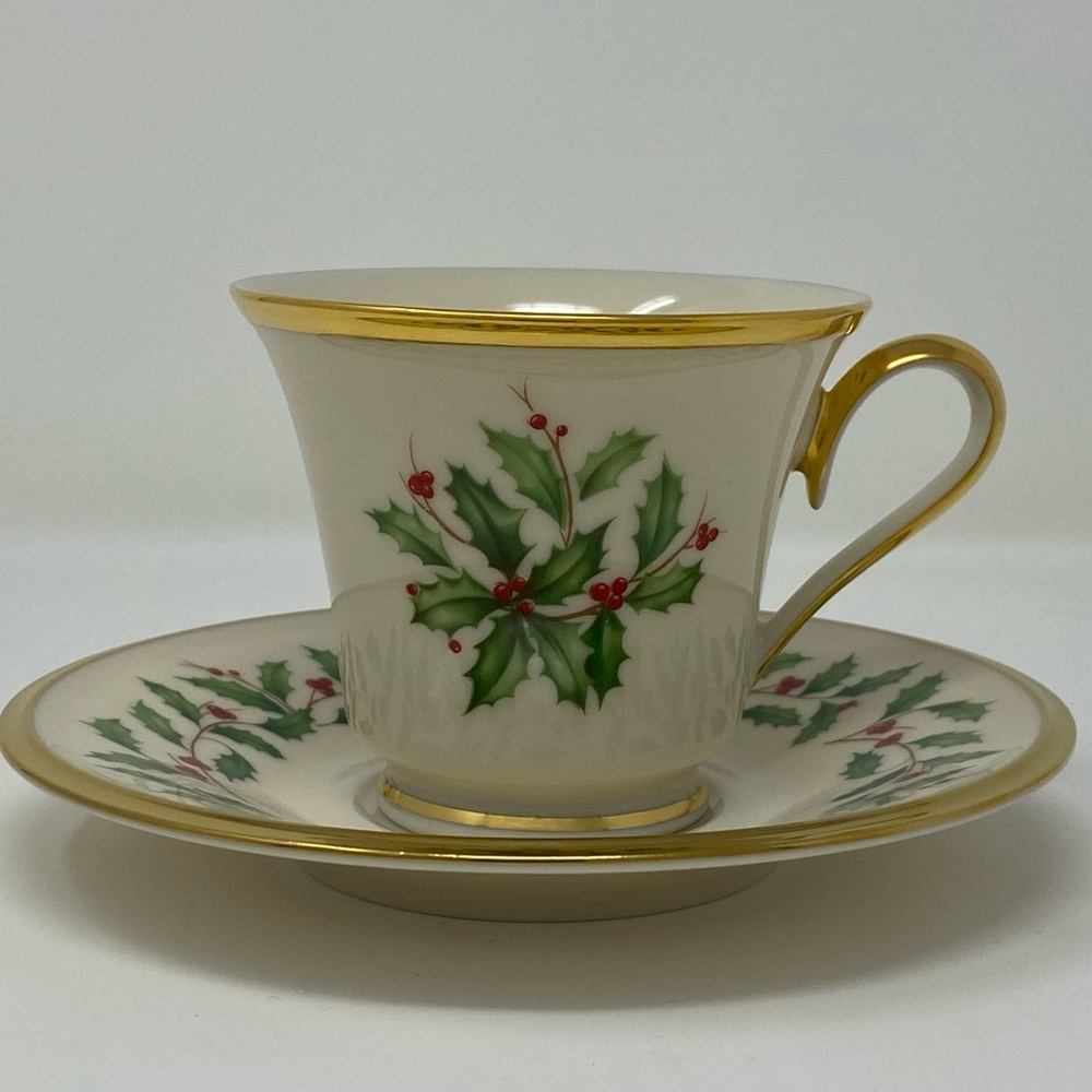 Lenox Footed Cup & Saucer Set Holiday China